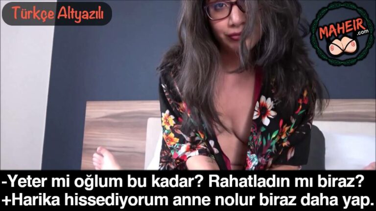 annem bacaklarima masaj yaparken istemeden seyim kalkti.jpg