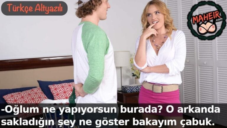 annemin tangasini koklarken yakalandim babama soylemese bari.jpg