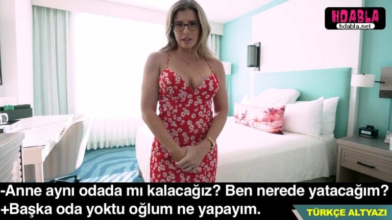 annemle birlikte bas basa otele tatile gittik ayni odada kaldik.jpg