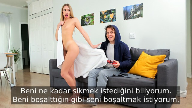 aranan uvey kiz kardesine istediginden fazlasini veriyor.jpg