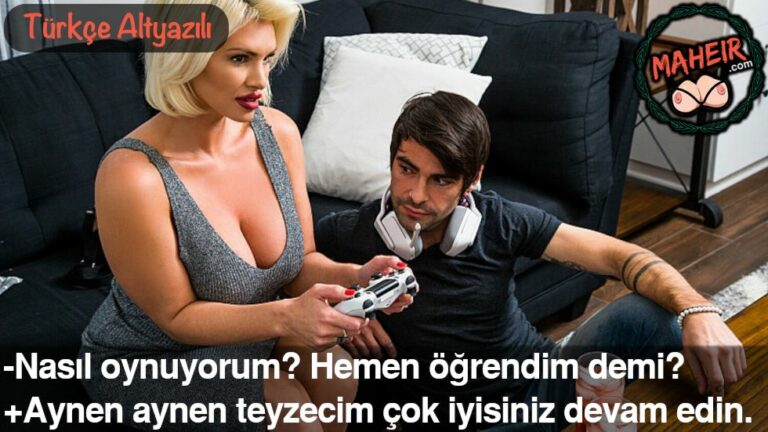 arkadasin annesine oyun oynamayi gosterirken memelerine baktim.jpg