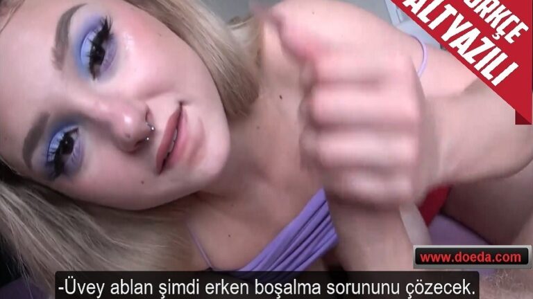 buyuk memeli uvey ablasi erken bosalma derdini sonlandirdi.jpg