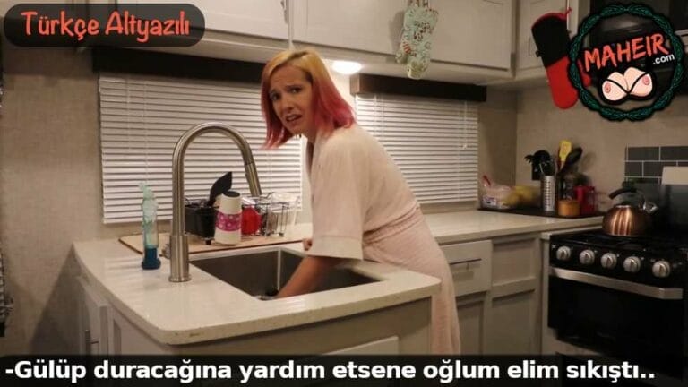 elini lavaboya sikistiran annemden faydalandim.jpg