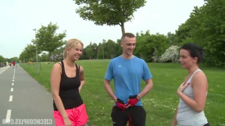 farkli spor dallarini ogretiyor.jpg