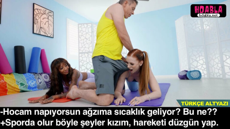 sapik spor hocasi egitim verdigi kizlarin agzina yasliyor.jpg