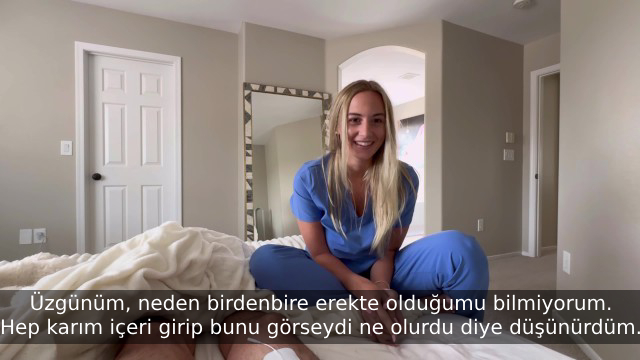 sarisin fahise hemsire tedaviye geldigi evli hastasina amcigini siktiriyor.jpg
