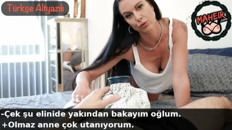 sikim aciyor yalaniyla uvey annemi kaldirdim agzina aldi.jpg