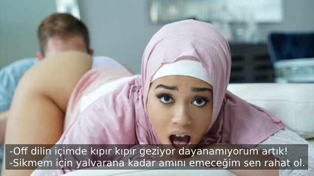 tesetturlu oynak kizi sikilmek icin yalvartana kadar amini emdi.jpg