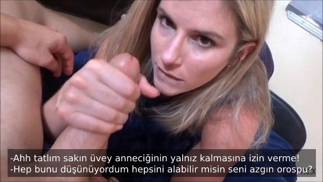 yaraksiz kalmaktan korkan ac gozlu uvey annesinin eline dustu.jpg