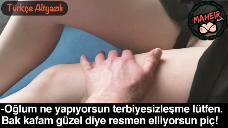 yavsak oglan icip kafasi guzel olan annesinden faydalaniyor.jpg