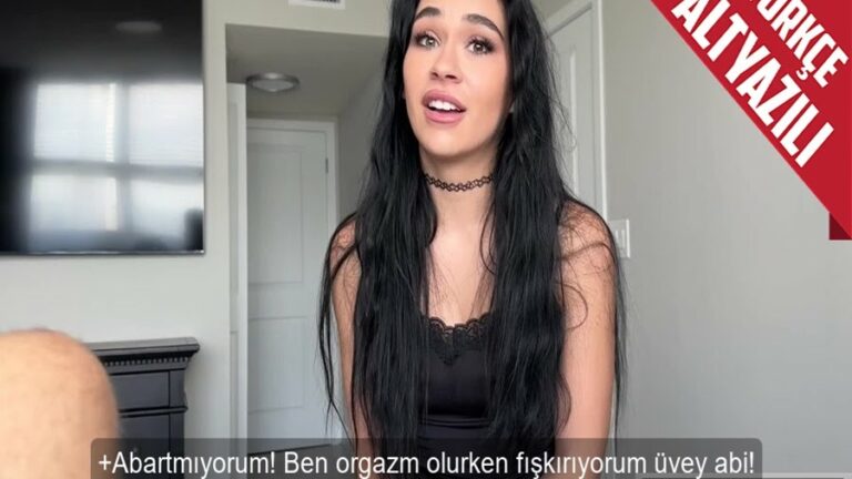 cilgin bakire diye dalga gectigi uvey kardesi bosalirken orgazm suyu fiskirttigini iddia etti.jpg