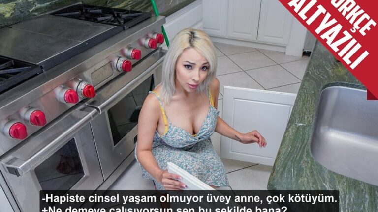 kodesten cikan uvey ogluna temizlik yaparken am siktiren olgun.jpg