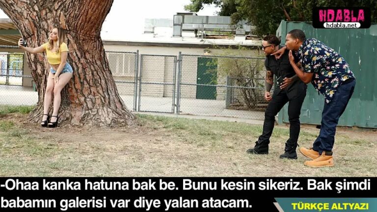 parkta selfie cekilen kiza coken serseri zenciler.jpg
