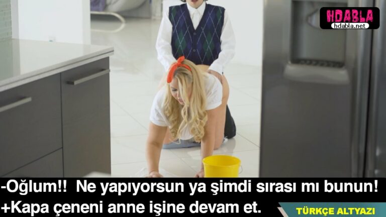 annem yerleri silerken arkasina gecip amina yerlestirdim.jpg