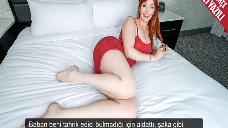 uvey annesinin tahrik seviyesini sikini amina sokarak ispatladi.jpg
