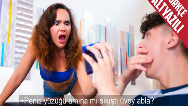 uvey kardesinin aminda sikisan penis halkasini sikerek cikarmak zorunda kaldi.jpg