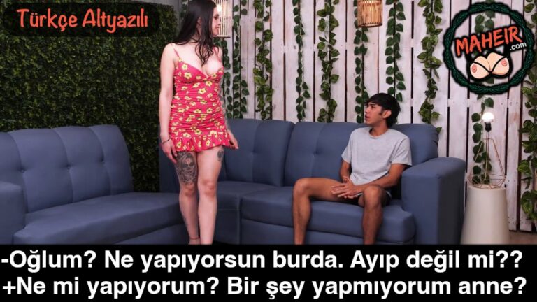 evde kisacik elbiseyle gezen anne oglunun sikini sahlandirdi.jpg