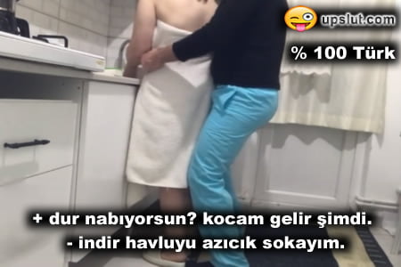 gozune kestiren musteriyi sikmeden birakmayan kargocu.jpg