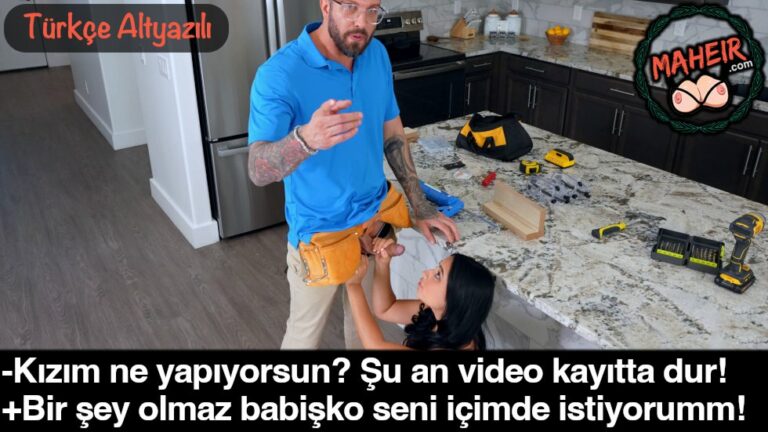 yaramaz liseli surtuk babasinin onunde diz cokuyor.jpg