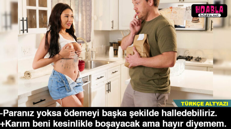 cuzdanimi arabada unuttum odemeyi siparisi getiren kizi sikerek yaptim.jpg